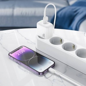 Cargador Borofone BAS43A 20W USB-C | Carga Rápida y Compacta