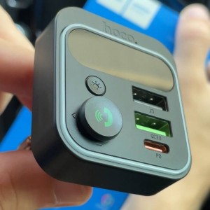 Cargador de Auto Hoco E85 38W con Bluetooth & FM | Carga Rápida PD/QC